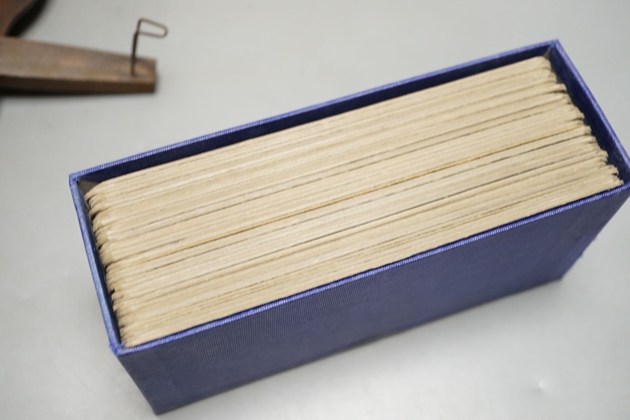 A set of The Great War stereoscopic slides, in case, and a viewer, 31 cms long.